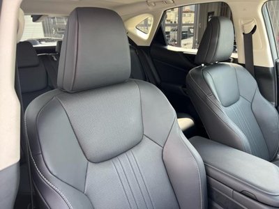 صورة مصغرة 35 لـ 2023 Lexus NX