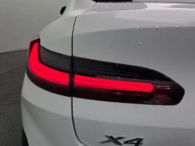 2025 BMW X4 photo 10