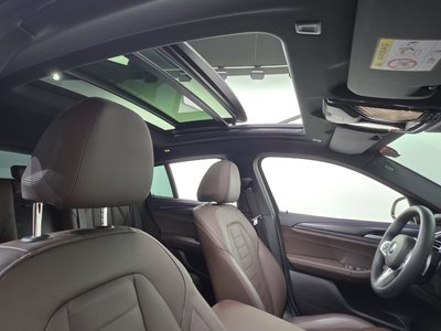 صورة مصغرة 26 لـ 2025 BMW X4