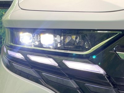2026 Toyota ALPHARD — миниатюра 13