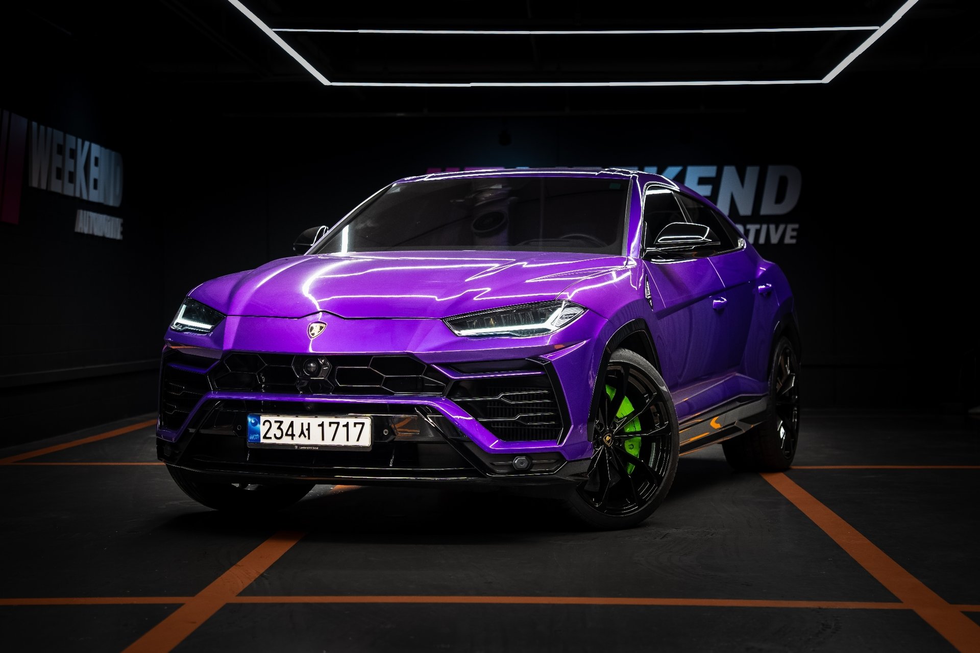 LAMBORGHINI URUS - View 1