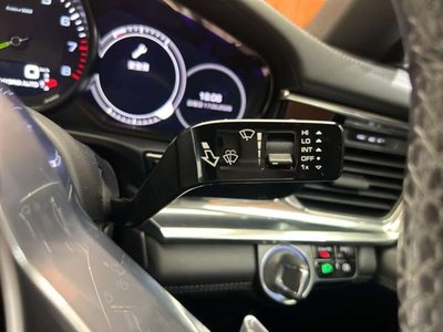 2017 Porsche PANAMERA — миниатюра 28