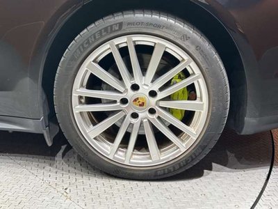2017 Porsche PANAMERA — миниатюра 63