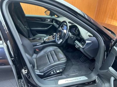 PORSCHE PANAMERA - 5