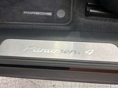 2017 Porsche PANAMERA — миниатюра 34