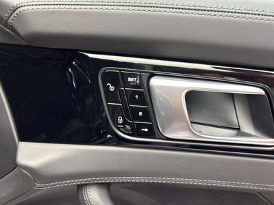 2017 Porsche PANAMERA — миниатюра 31