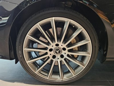 MERCEDES-BENZ E-CLASS - 6