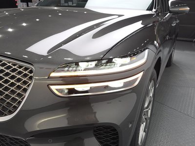 2024 Genesis GV70 photo 9
