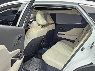 2025 Toyota CROWN CROSSOVER 缩略图 12