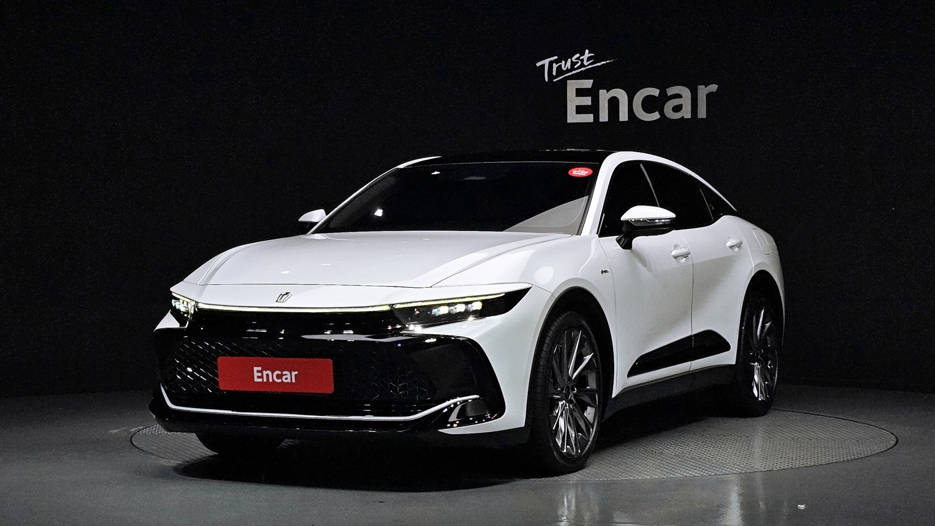 2025 Toyota CROWN CROSSOVER 照片 1