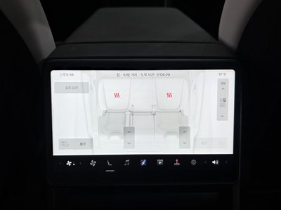 2025 Tesla MODEL Y — миниатюра 28