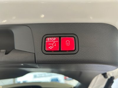 2025 Mercedes-BENZ GLB 缩略图 64