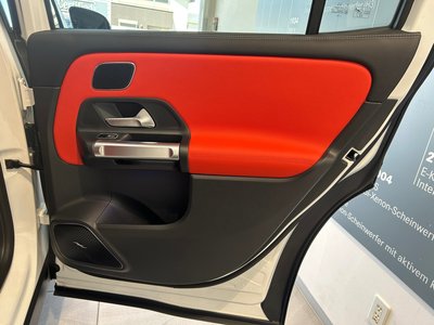 2025 Mercedes-BENZ GLB 缩略图 50