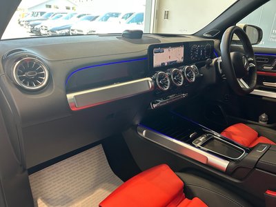 2025 Mercedes-BENZ GLB 缩略图 23
