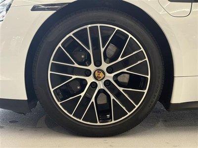 2024 Porsche TAYCAN 照片 6