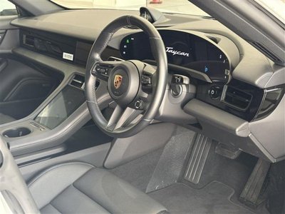 2024 Porsche TAYCAN 照片 10