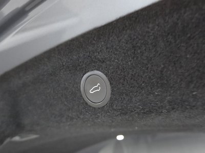 2025 Tesla MODEL Y 缩略图 35
