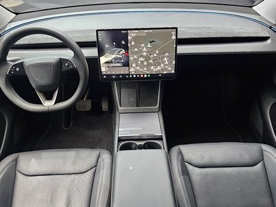 2025 Tesla MODEL Y — фото 5