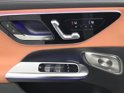2026 Mercedes-BENZ GLC 缩略图 30