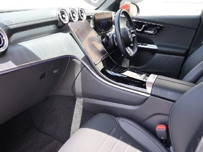 صورة 2 لـ 2023 Mercedes-BENZ MERCEDES-BENZ GLC