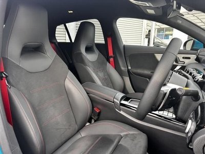 MERCEDES-BENZ CLA - 4