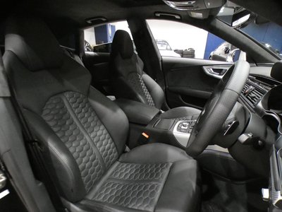 AUDI RS7 SPORTBACK - 7