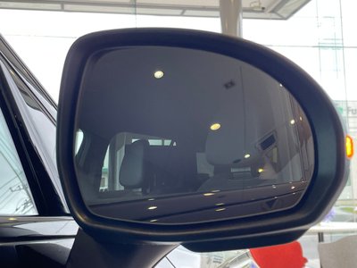 2025 Mercedes-BENZ GLC AMG 缩略图 16
