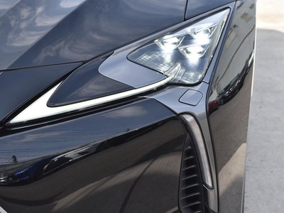 صورة مصغرة 11 لـ 2020 Lexus LC