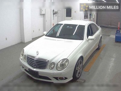 MERCEDES-BENZ E-CLASS - 4