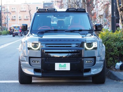 LAND ROVER DEFENDER - 7