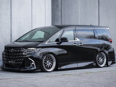 TOYOTA ALPHARD - 1