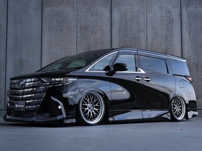 TOYOTA ALPHARD - 4