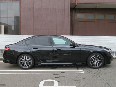 2024 BMW 5 SERIES — миниатюра 47