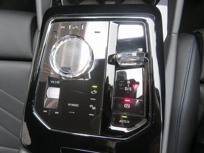 2024 BMW 5 SERIES — миниатюра 34