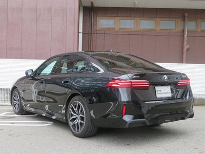 2024 BMW 5 SERIES — миниатюра 50