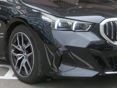 2024 BMW 5 SERIES — миниатюра 53