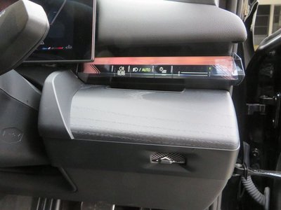 2024 BMW 5 SERIES — миниатюра 18
