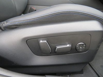 2024 BMW 5 SERIES — миниатюра 11