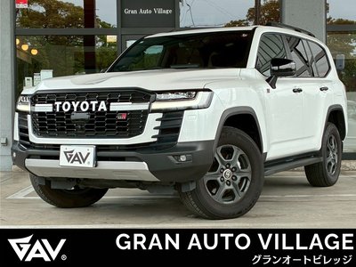 TOYOTA LAND CRUISER 300 - 1