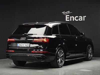 AUDI Q7 - 4