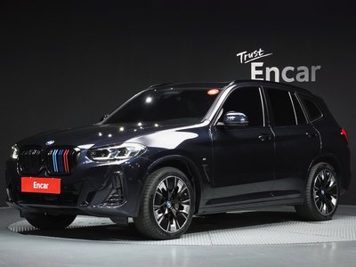 صورة 1 لـ 2023 BMW IX3