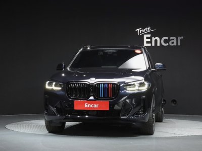 صورة 2 لـ 2023 BMW IX3