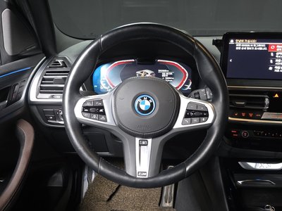 2023 BMW IX3 — миниатюра 19