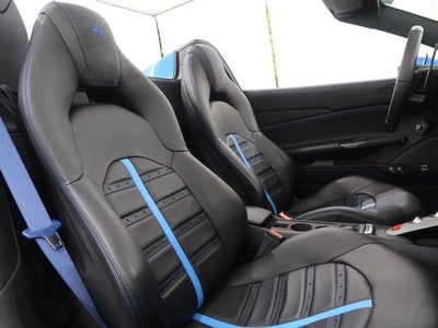 2017 Ferrari 488 SPIDER — миниатюра 17