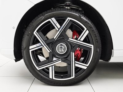 2026 ROLLS-ROYCE CULLINAN photo 8