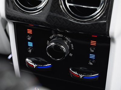 2026 ROLLS-ROYCE CULLINAN thumbnail 38