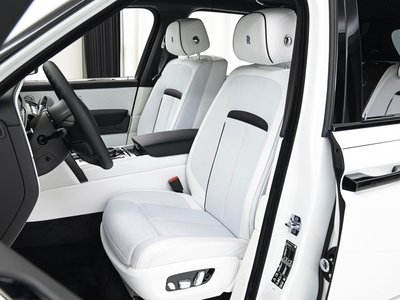 2026 ROLLS-ROYCE CULLINAN thumbnail 14