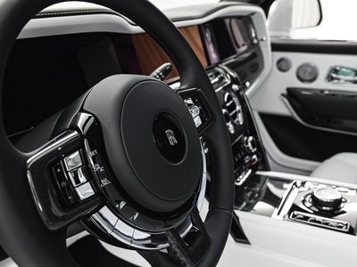 2026 ROLLS-ROYCE CULLINAN thumbnail 28