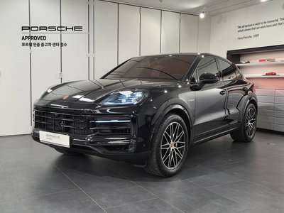 PORSCHE CAYENNE - 1
