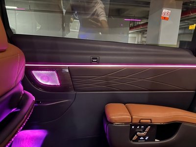 2025 Toyota ALPHARD — миниатюра 15